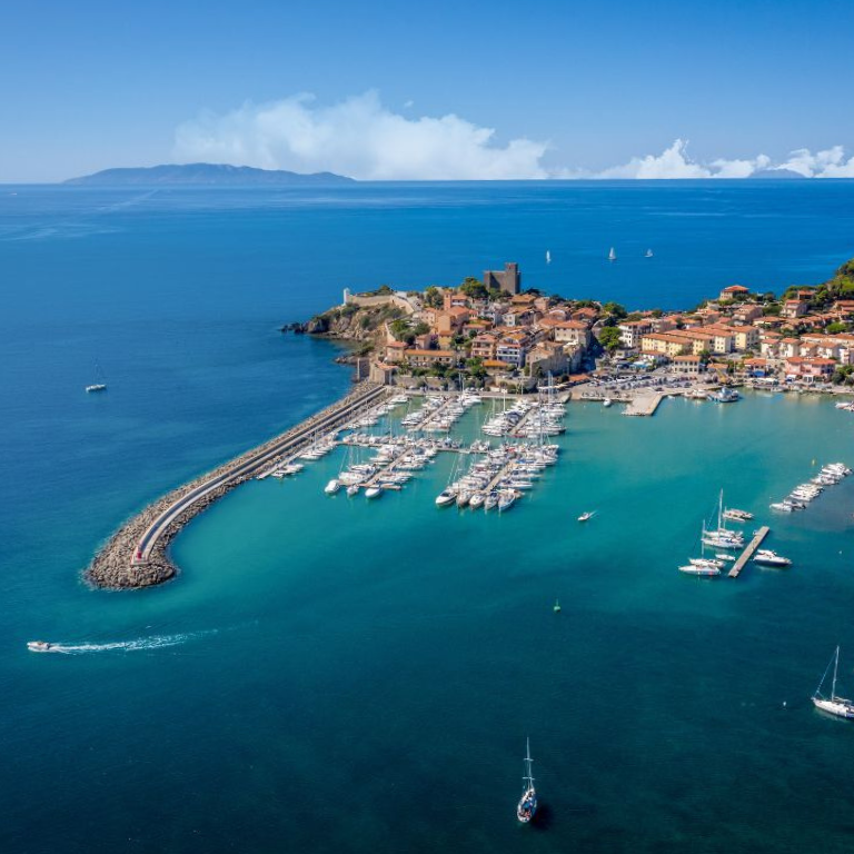 Il fascino di Talamone